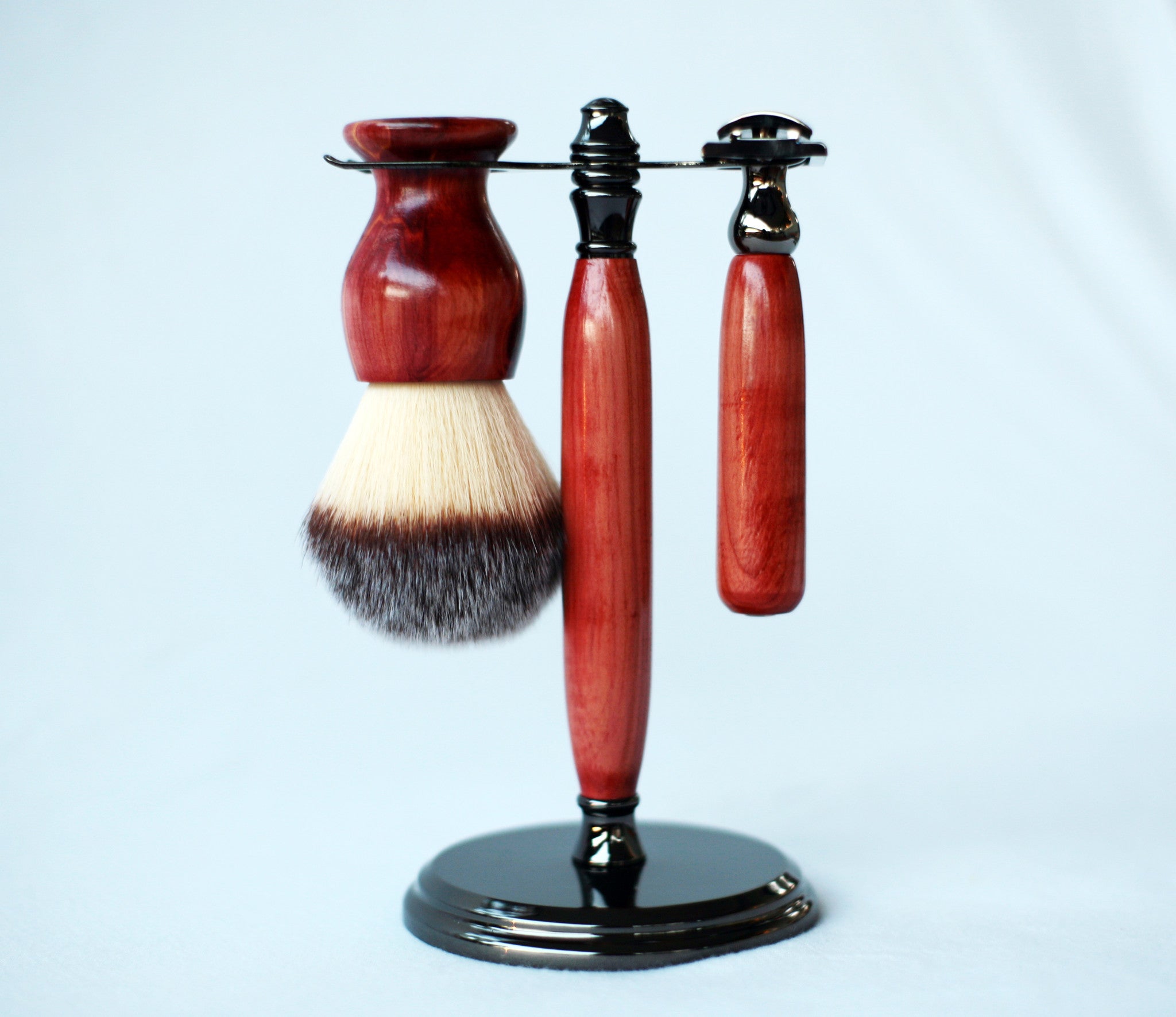 Aromatic Red Cedar Shave Set, safety razor, 26mm lather brush and a matching shave stand. - CreationsByWill