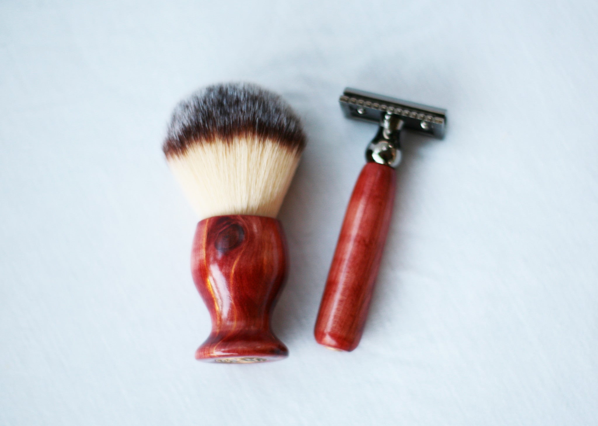Aromatic Red Cedar Shave Set, safety razor, 26mm lather brush and a matching shave stand. - CreationsByWill